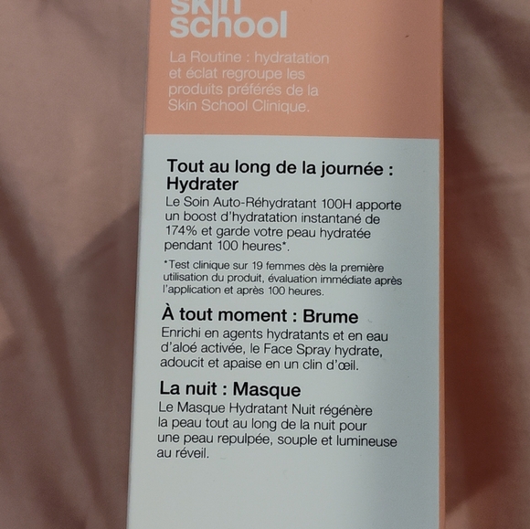 NWT! Clinique Moisture Surge Set - Picture 4 of 6